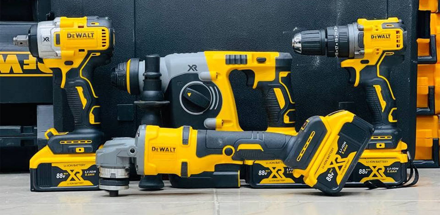 ست 4 قلو شارژی دیوالت (دریل، بکس، سنگ فرز و هلتی)